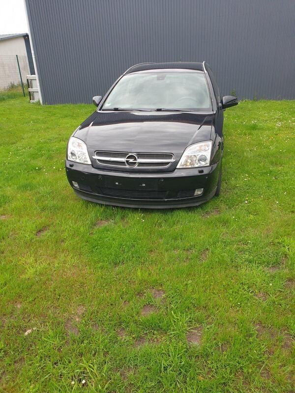 Schwarz Gebraucht 2005 Opel Vectra Kombi | 600 € (Superpreis) - Bild 1/4