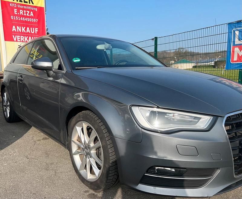 Gebraucht Audi A3 Ambiente 150 PS (110 kW) 2013 Grau Limousine