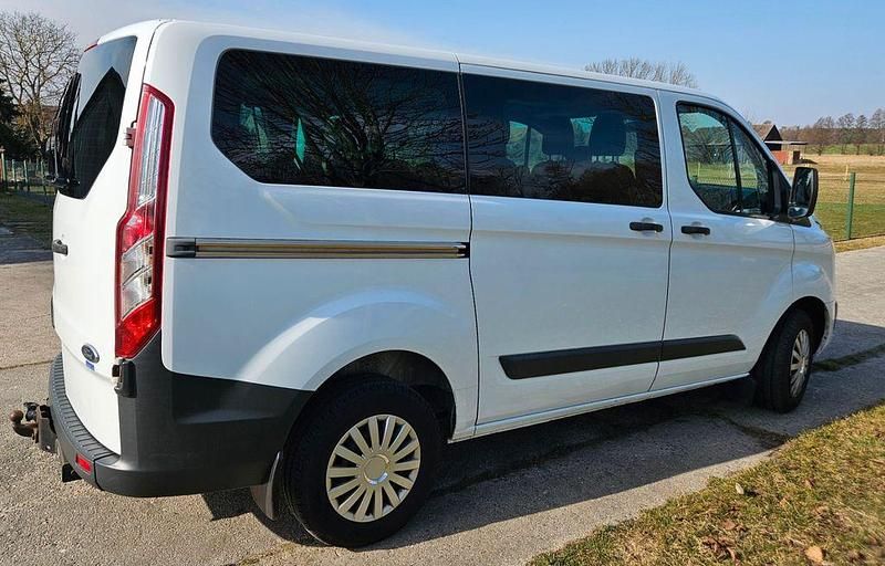 Gebraucht Ford Transit Custom 125 PS (91 kW) 2014 Weiß Van / Kleinbus
