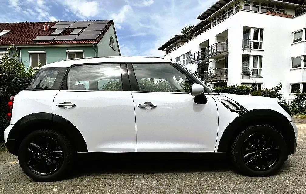Gebraucht Mini ONE 98 PS (72 kW) 2015 Weiß Kleinwagen