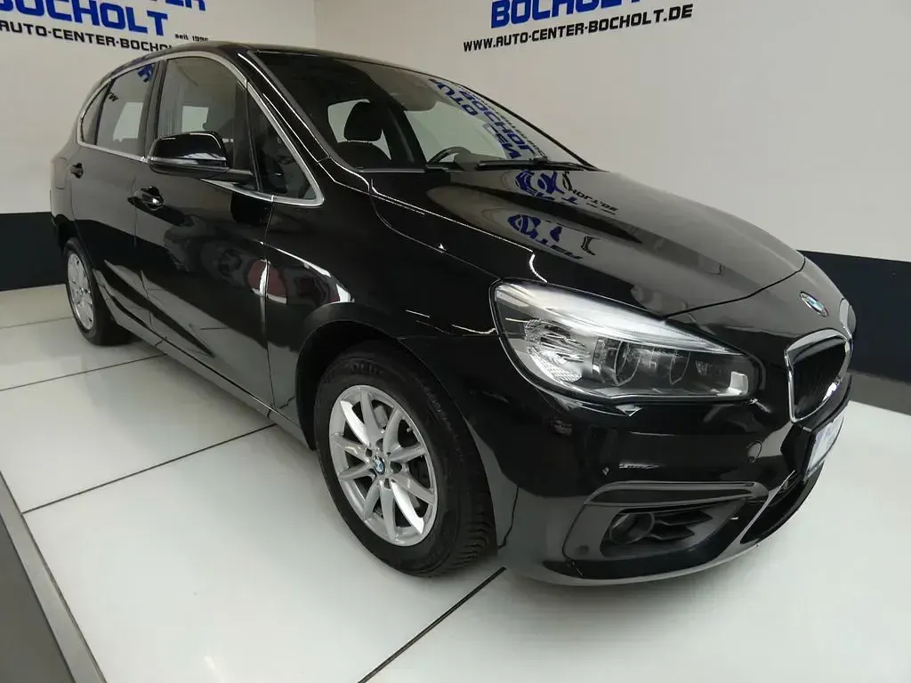 Gebraucht BMW 220 Active Tourer Advantage 192 PS (141 kW) 2017 Schwarz Van / Kleinbus