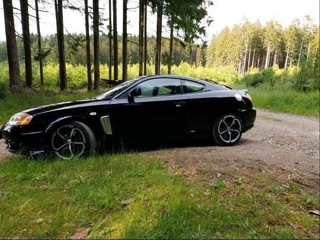 Schwarz Gebraucht 2003 Hyundai Coupé Style Coupé | 4.999 € - Bild 1/1