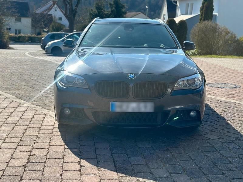 Gebraucht BMW 535 M Sport 313 PS (230 kW) 2011 Grau Kombi