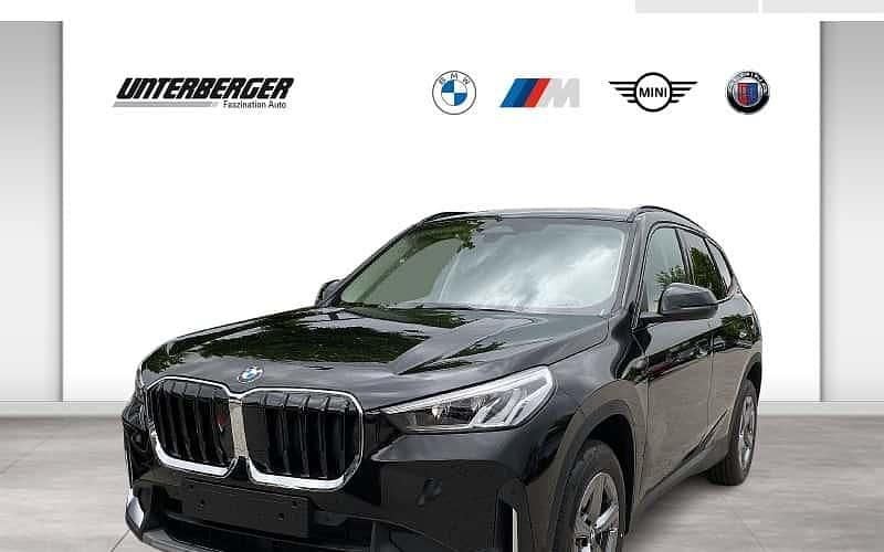 Schwarz Neu 2025 BMW X1 Shadowline SUV | 42.890 € (Superpreis) - Bild 1/4
