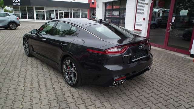 Gebraucht Kia Stinger GT 366 PS (269 kW) 2020 Schwarz Kleinwagen