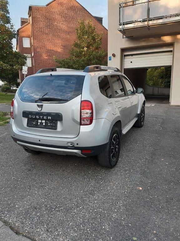 Gebraucht Dacia Duster Black Shadow 125 PS (91 kW) 2018 Silber SUV