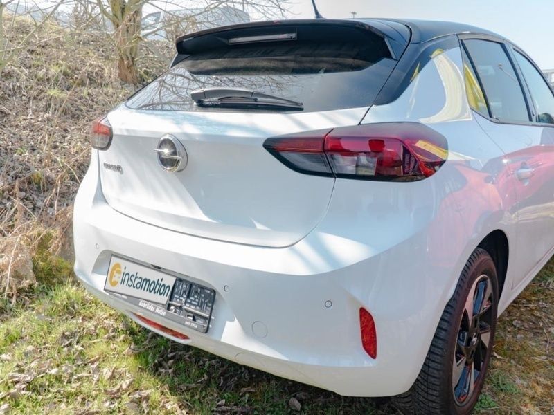 Gebraucht Opel Corsa-e 100 kW (136 PS) 2022 Weiß Kleinwagen