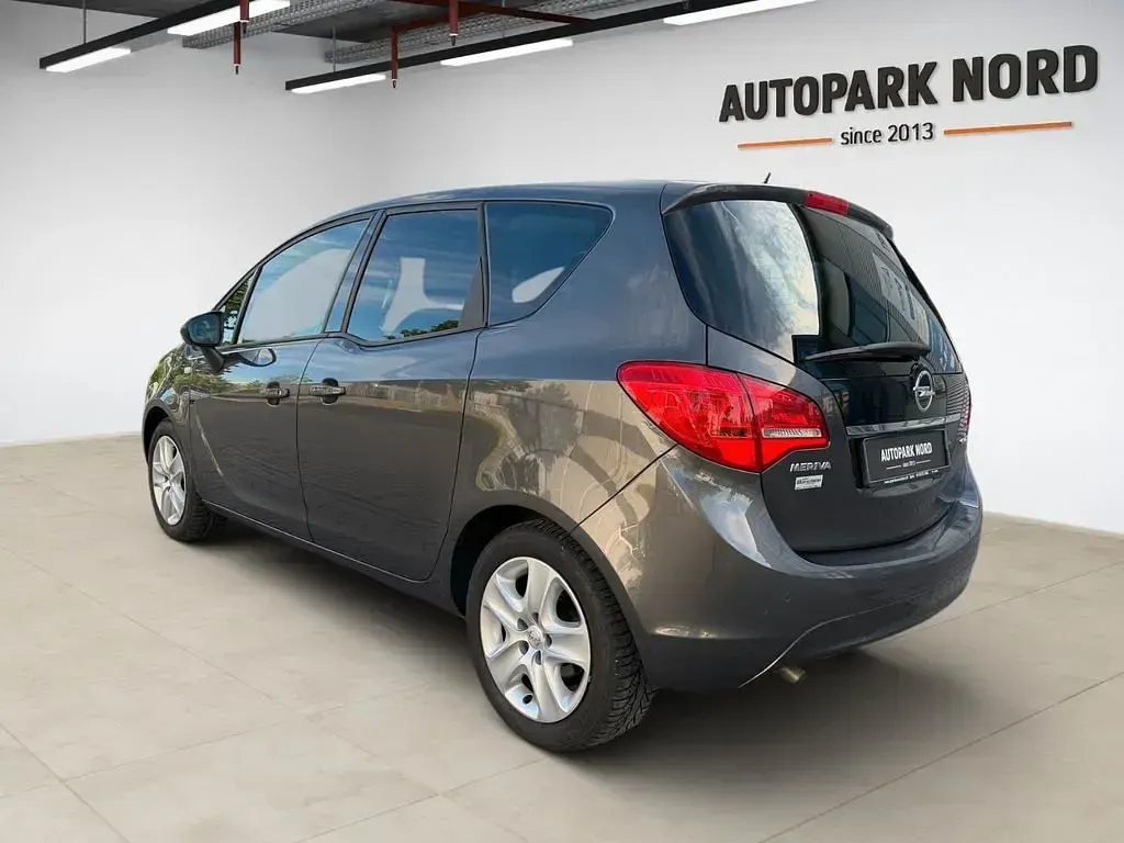 Gebraucht Opel Meriva Design Edition 120 PS (88 kW) 2012 Karbongrau/technical grey Van / Kleinbus