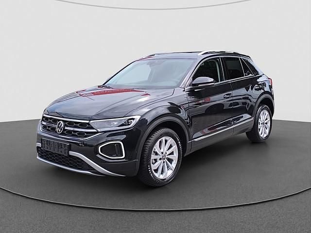 Deep black Gebraucht 2024 VW T-Roc Style SUV | 31.040 € (Fairer Preis) - Bild 1/4