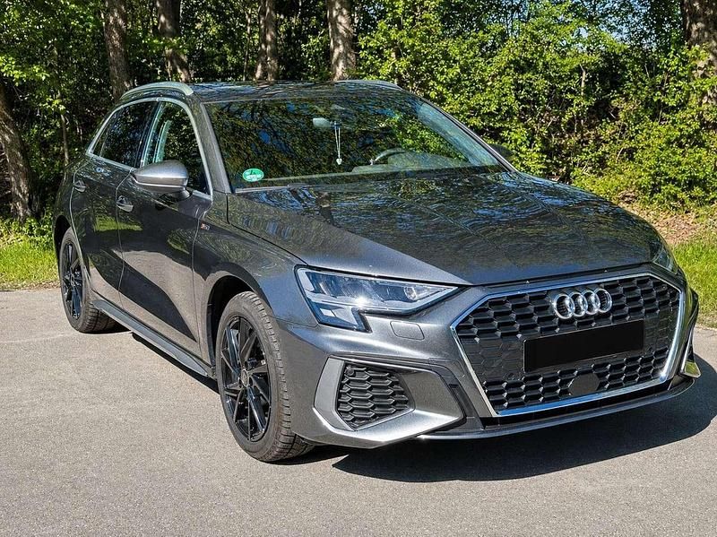 Gebraucht Audi A3 e-tron S-Line 204 PS (150 kW) 2020 Grau Kleinwagen