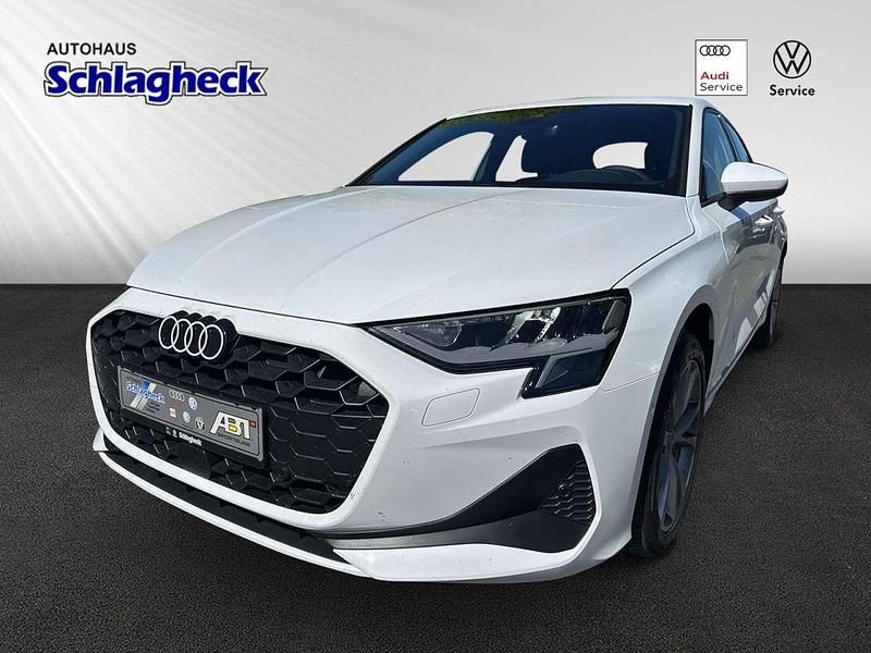 Arkonaweiß Neu 2025 Audi A3 Sportback Limousine | 34.980 € (Guter Preis) - Bild 1/4