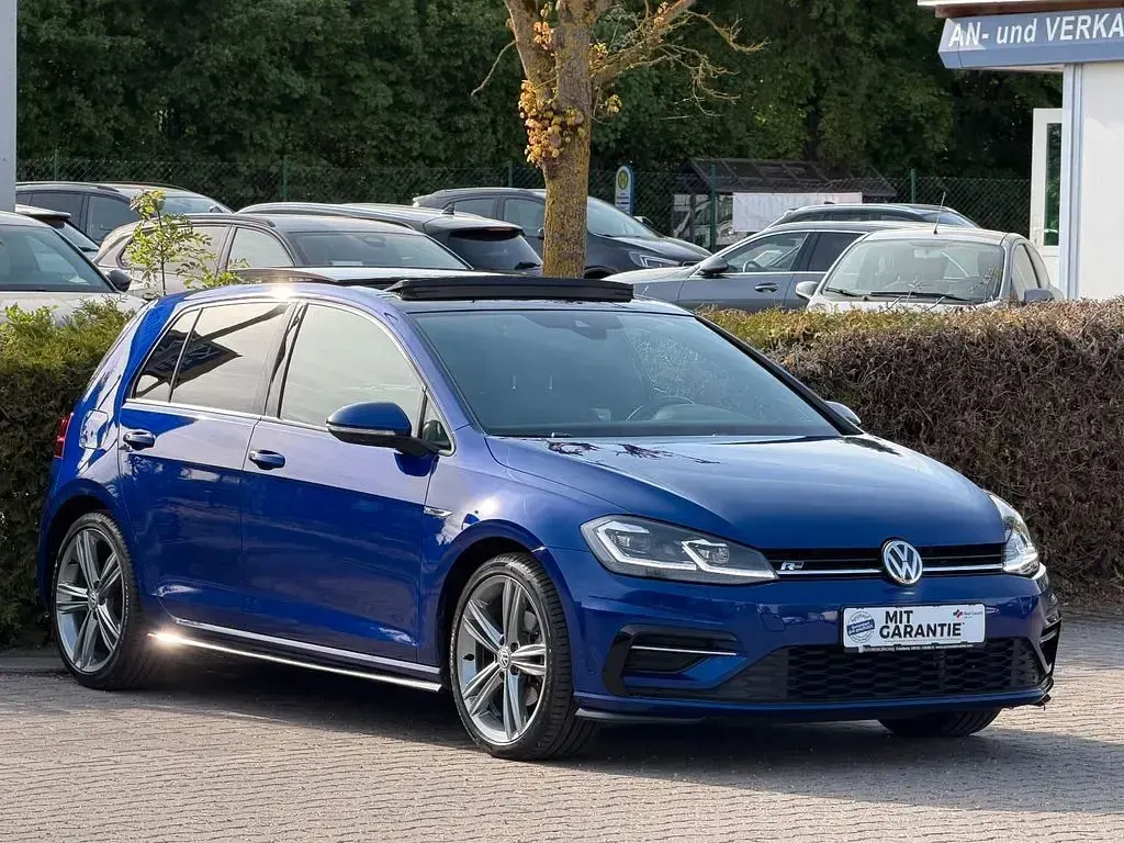 Second-hand VW Golf VII Highline 150 CP (110 kW) 2018 Albastru Berlinǎ