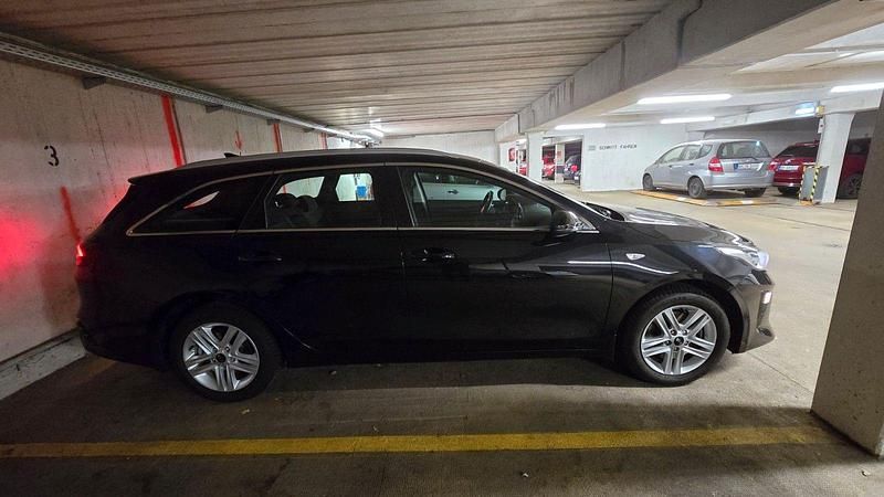 Gebraucht Kia Ceed Sportswagon Vision 140 PS (102 kW) 2020 Schwarz Kombi
