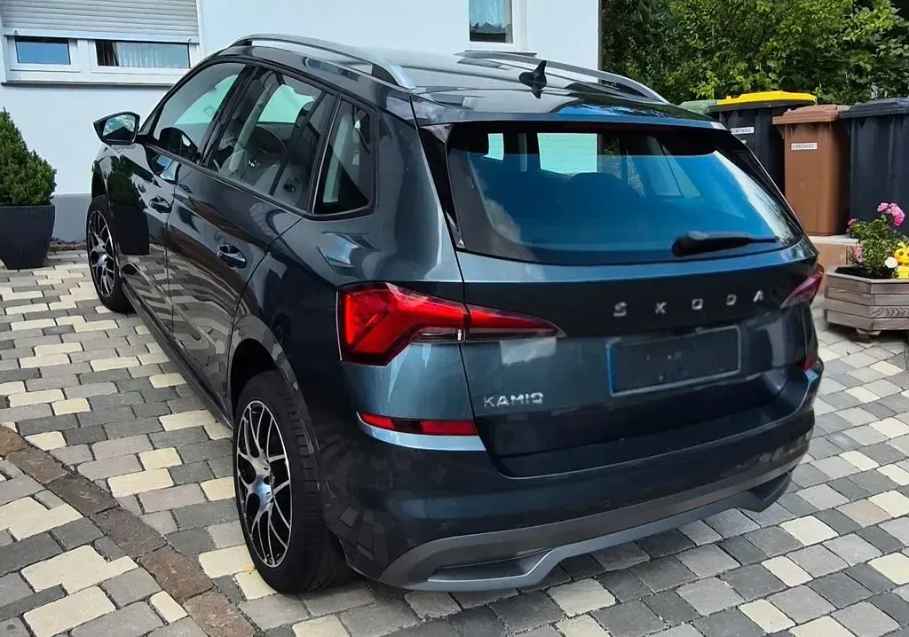 Gebraucht Skoda Kamiq Style 116 PS (85 kW) 2019 Grau SUV