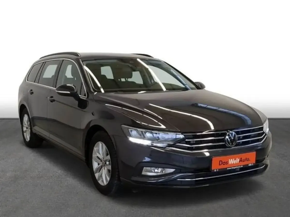 Gebraucht VW Passat Business 150 PS (110 kW) 2022 Grau Kombi