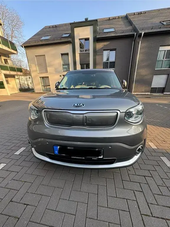 Gebraucht Kia Soul 80 kW (110 PS) 2015 Grau SUV