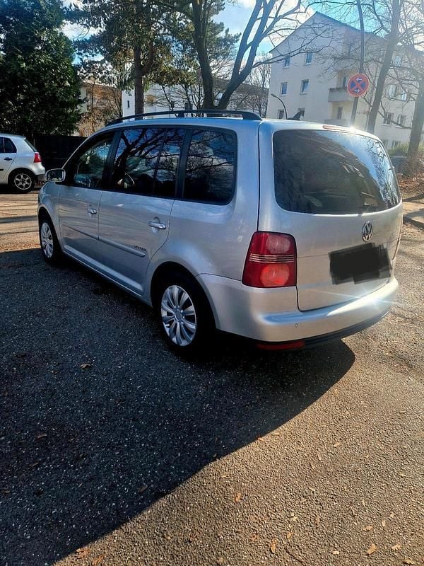Gebraucht VW Touran United 140 PS (102 kW) 2008 Silber Van / Kleinbus