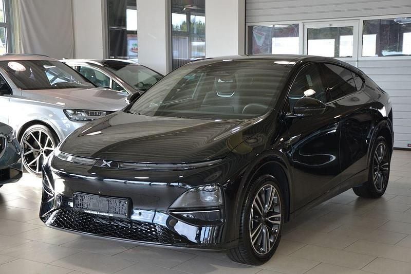 Schwarz Neu 2025 XPENG G6 RWD Long Range SUV | 43.950 € (Fairer Preis) - Bild 1/4