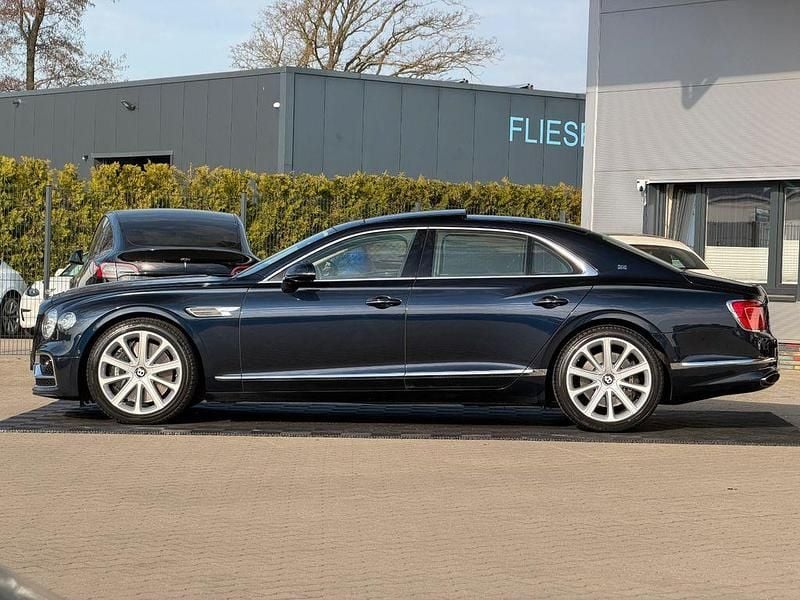 Gebraucht Bentley Flying Spur 635 PS (467 kW) 2020 Blau Limousine