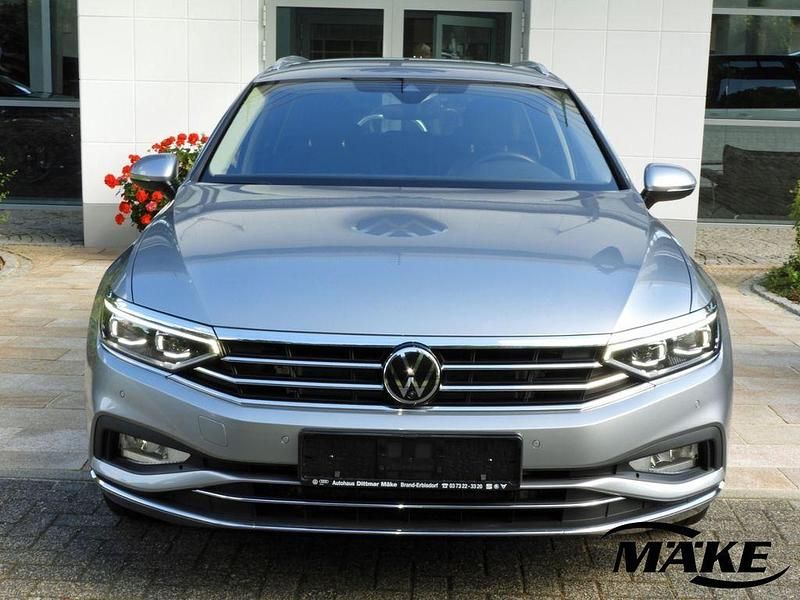 Gebraucht VW Passat Elegance+ 190 PS (139 kW) 2024 Silber Kombi