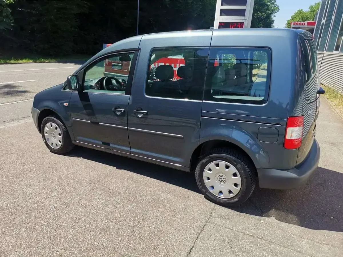 Gebraucht VW Caddy Life 102 PS (75 kW) 2006 Limette Van / Kleinbus