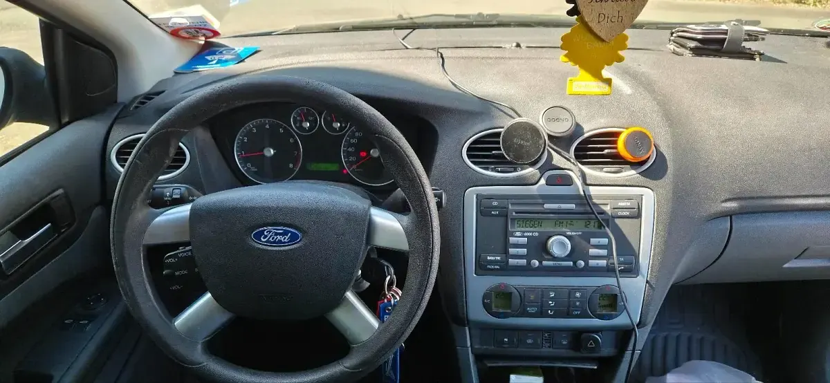 Usata Ford Focus 100 CV (73 kW) 2006 Blu Station wagon