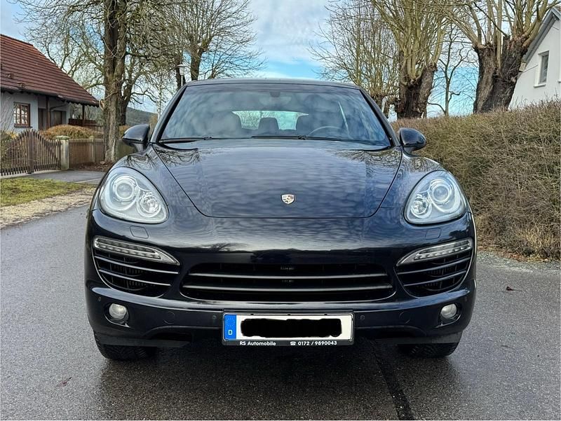 Gebraucht Porsche Cayenne 241 PS (177 kW) 2011 Schwarz SUV
