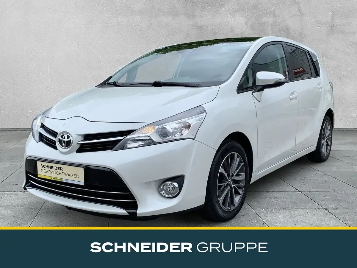 Gebraucht Toyota Verso Comfort 147 PS (108 kW) 2016 Van / Kleinbus