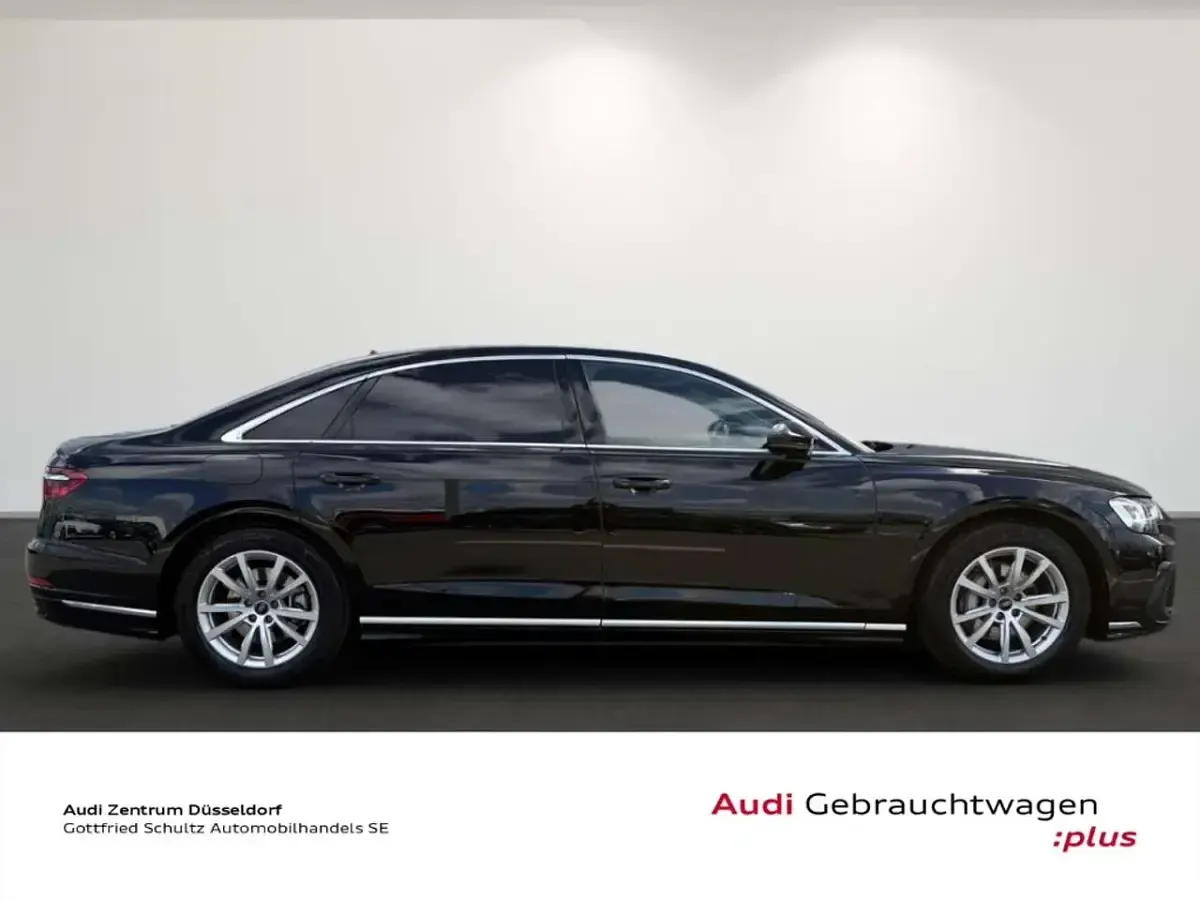 Gebraucht Audi A8 286 PS (210 kW) 2024 Brillantschwarz Limousine