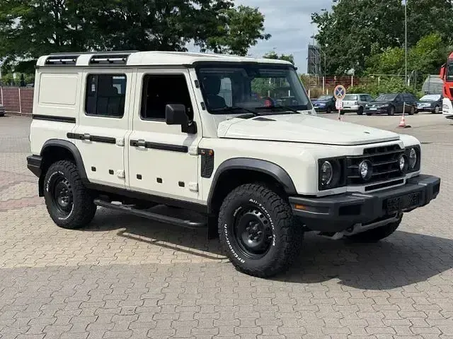Gebraucht Ineos Grenadier 300 PS (220 kW) 2025 Grau Kombi