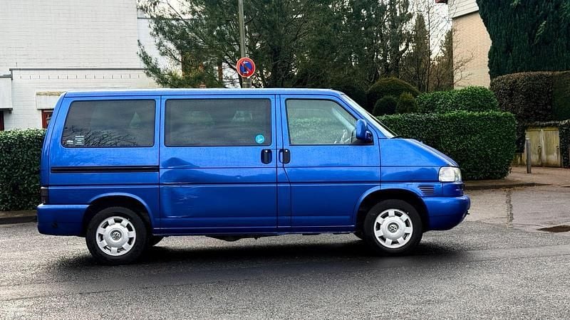 Gebraucht VW T4 140 PS (102 kW) 2000 Blau Van