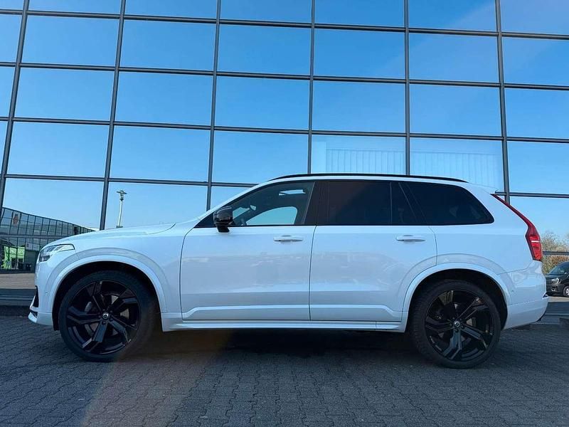 Gebraucht Volvo XC90 R-Design 235 PS (172 kW) 2021 Crystal white SUV