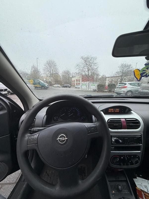 Gebraucht Opel Corsa 75 PS (55 kW) 2004 Schwarz Kleinwagen