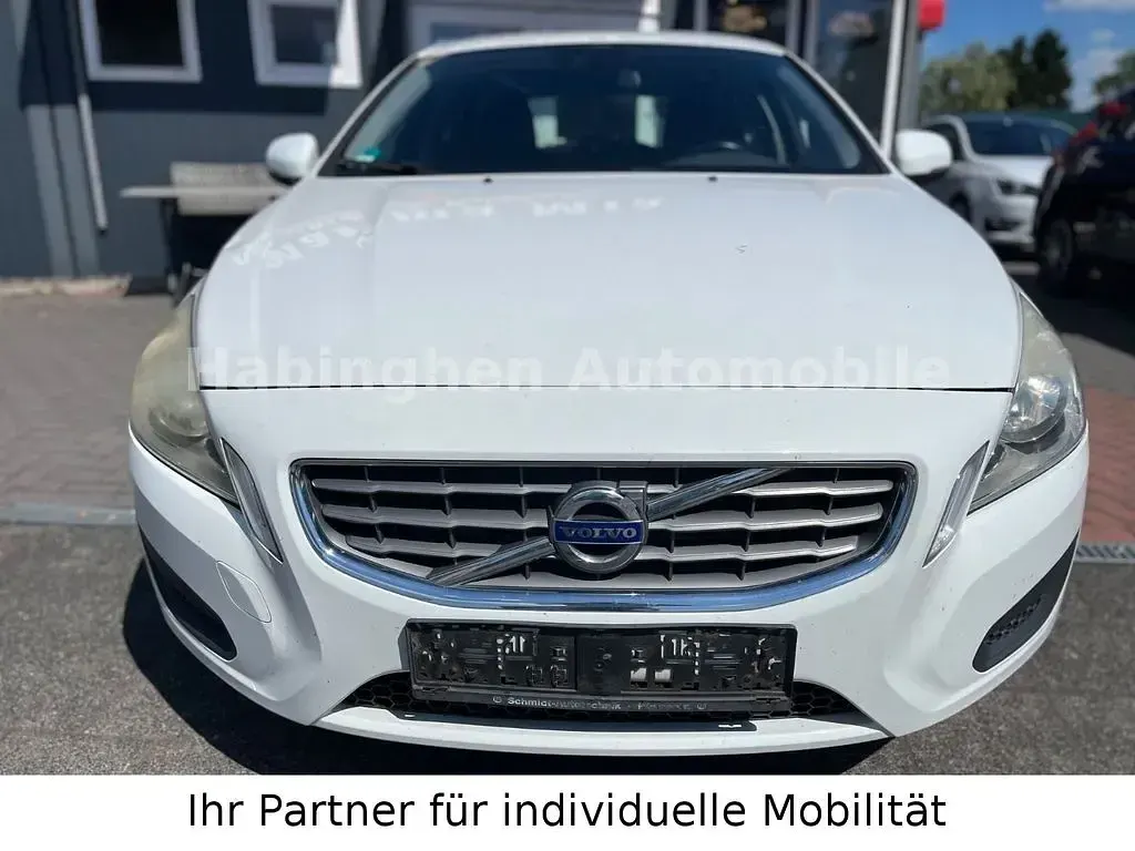 Gebraucht Volvo V60 Ocean Race 179 PS (131 kW) 2012 Weiß Kombi