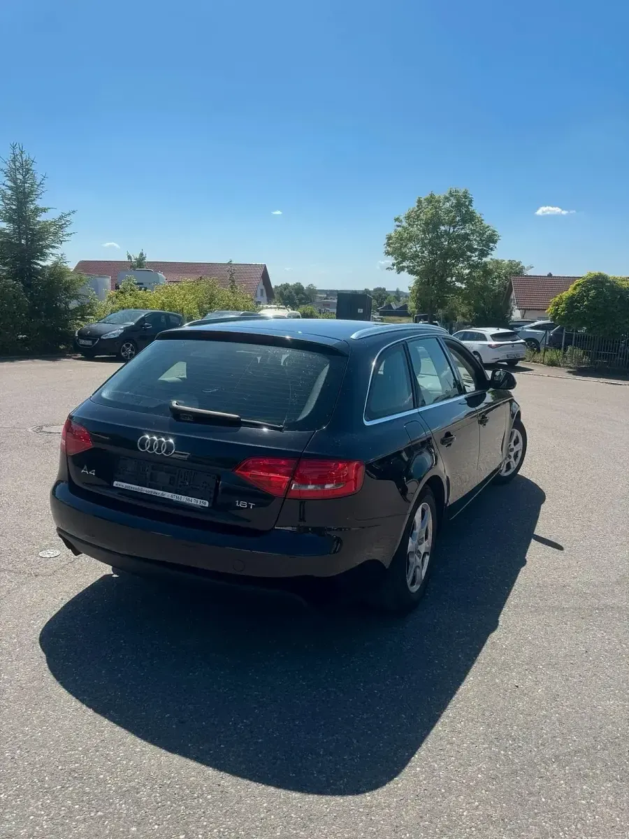 Gebraucht Audi A4 2010 Schwarz Kombi