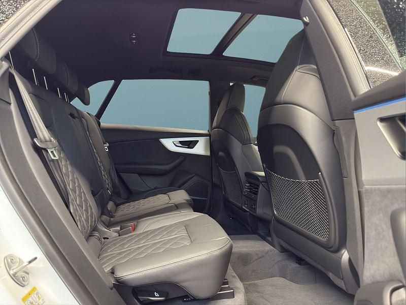 Neu Audi Q8 S-Line 286 PS (210 kW) 2025 Weiß SUV