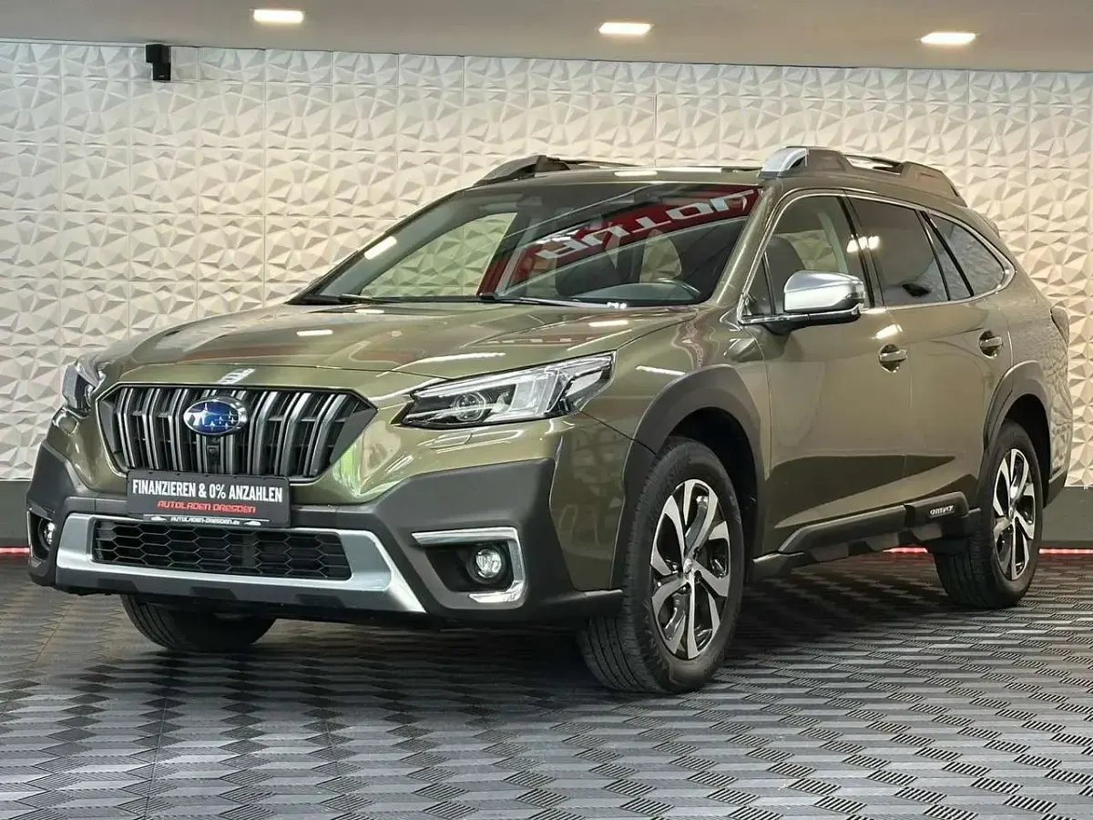 Gebraucht Subaru Outback Platinum 169 PS (124 kW) 2021 Grün Kombi