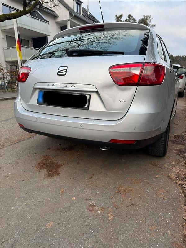 Gebraucht Seat Ibiza Style 90 PS (66 kW) 2014 Silber Kleinwagen
