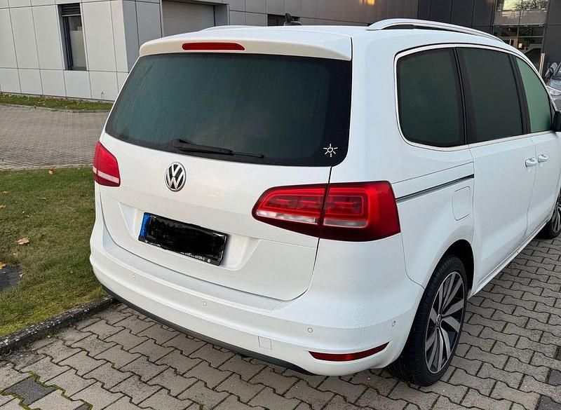 Gebraucht VW Sharan Highline 150 PS (110 kW) 2016 Weiß Van / Kleinbus