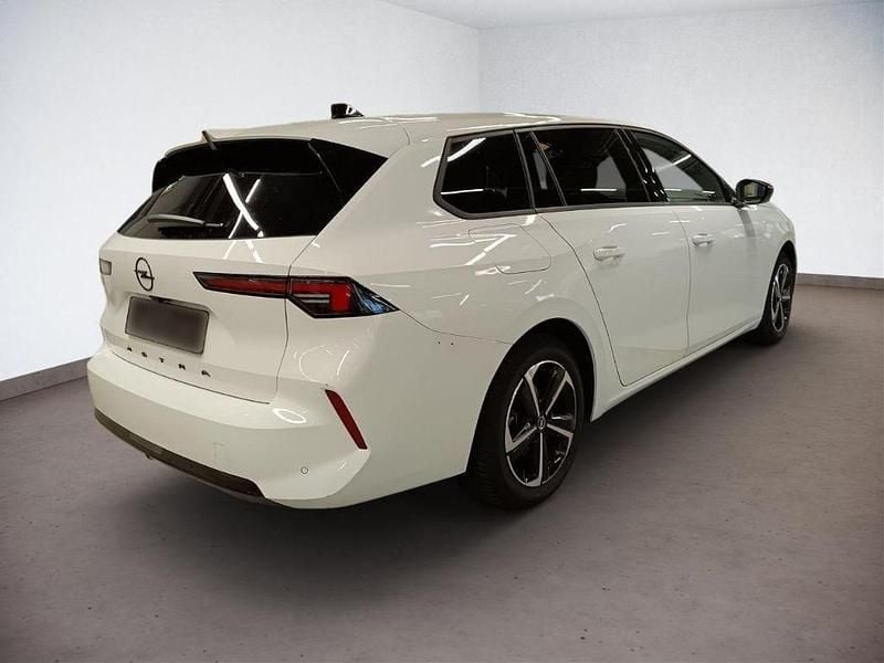 Gebraucht Opel Astra 131 PS (96 kW) 2024 Weiss banquise/typ aussenverkl Kombi