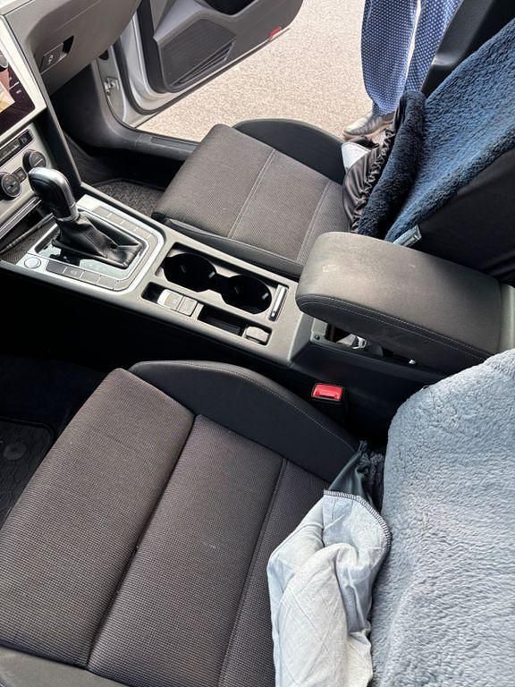 Gebraucht VW Passat Comfortline 120 PS (88 kW) 2018 Silber Kombi