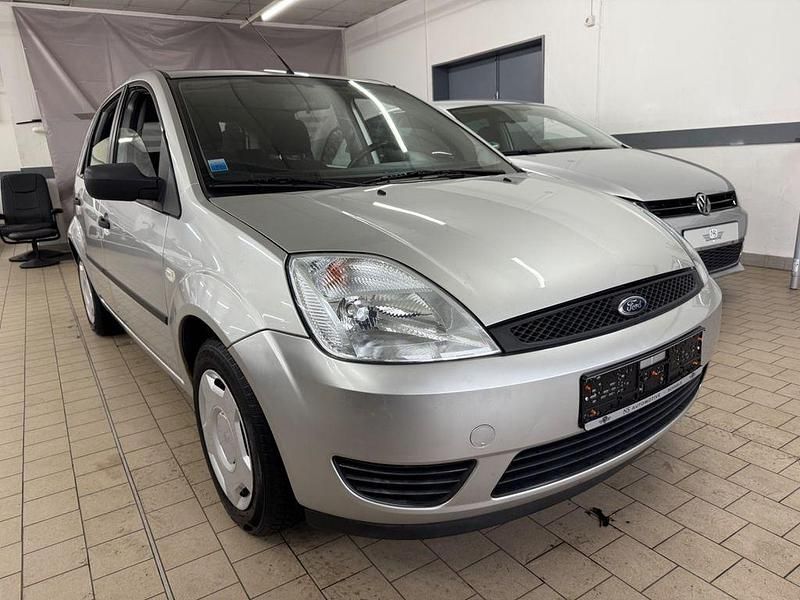Gebraucht Ford Fiesta 80 PS (58 kW) 2005 Silber Kleinwagen