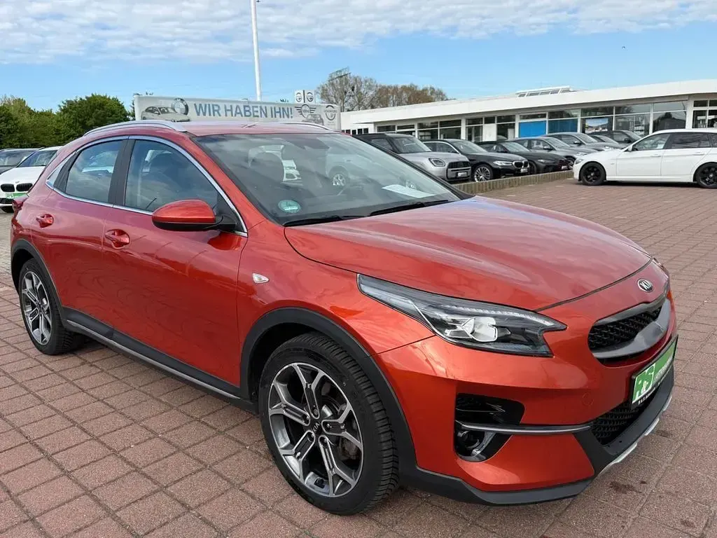 Gebraucht Kia XCeed Vision 140 PS (102 kW) 2020 Orange SUV