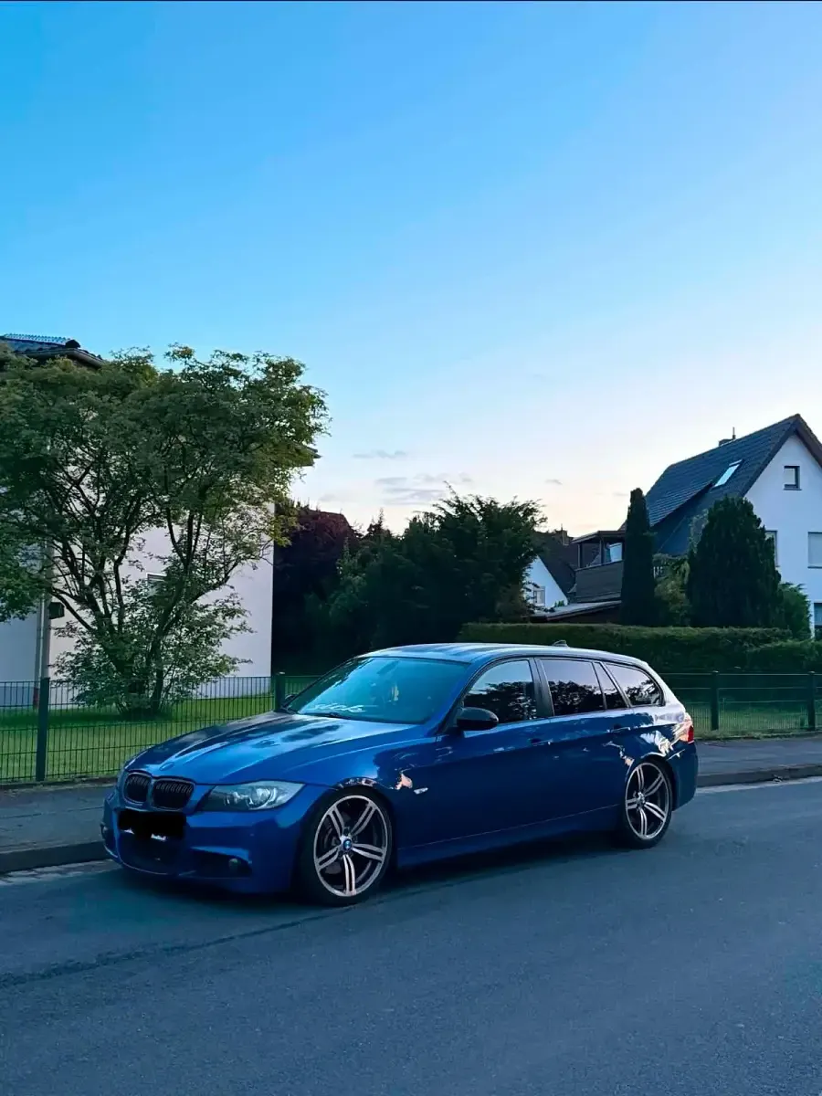 Gebraucht BMW 330 231 PS (169 kW) 2006 Blau Kombi