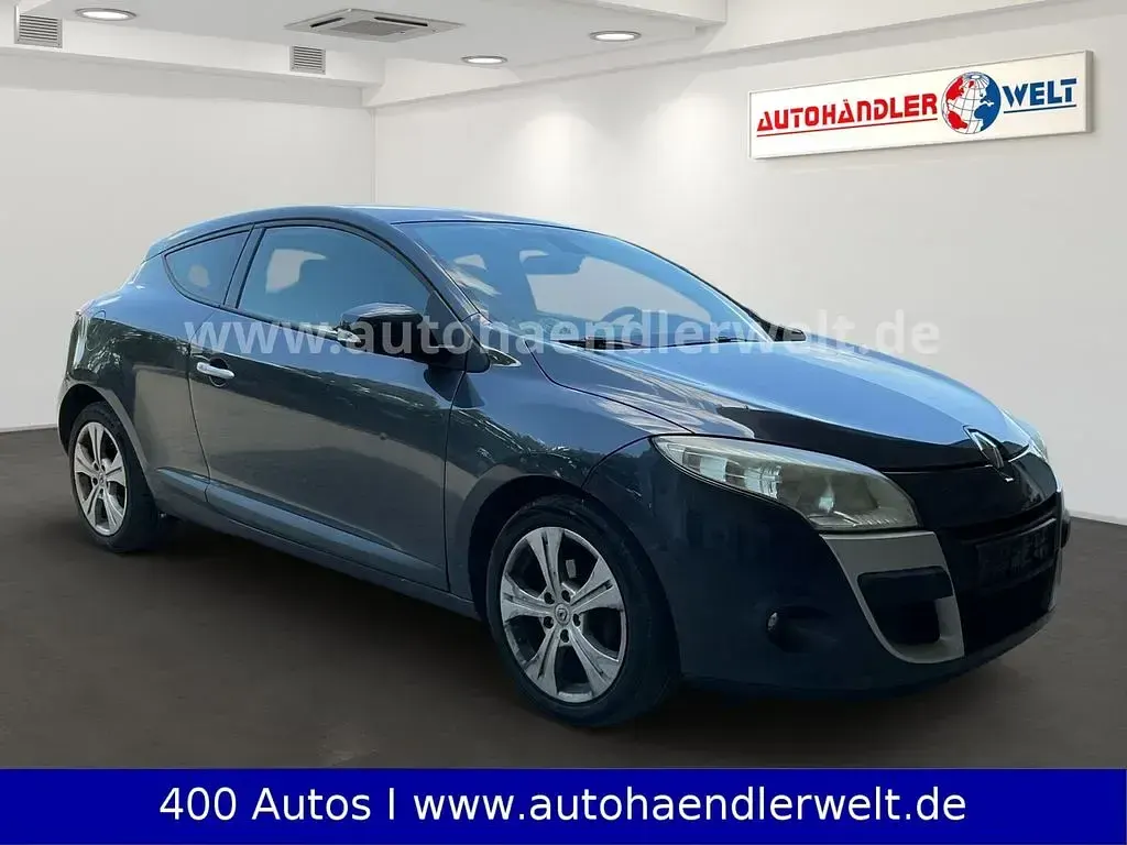 Gebraucht Renault Mégane Coupé Dynamique 110 PS (80 kW) 2009 Schwarz Coupé