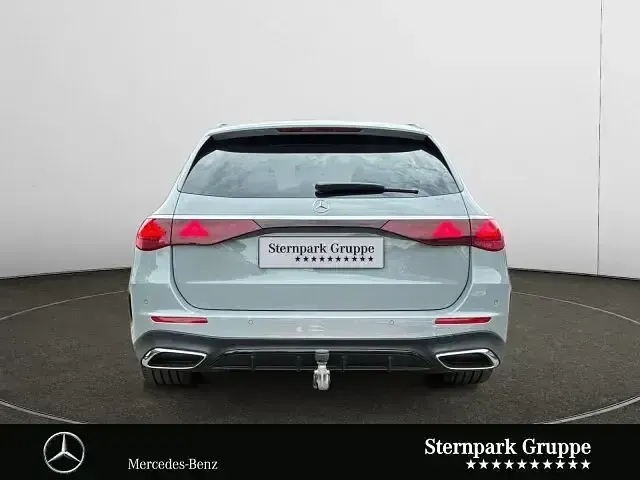 Gebraucht Mercedes E450 AMG 367 PS (269 kW) 2025 Manufaktur lack manufaktur alp Kombi