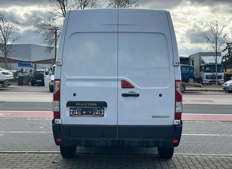 Gebraucht Renault Master 131 PS (96 kW) 2018 Weiß Van