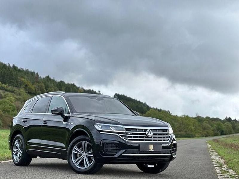 Schwarz Gebraucht 2018 VW Touareg R-line SUV | 36.999 € (Superpreis) - Bild 1/4