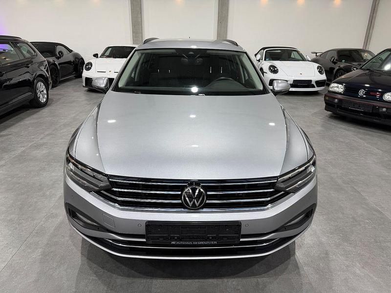 Gebraucht VW Passat Business 200 PS (147 kW) 2022 Silber Kombi
