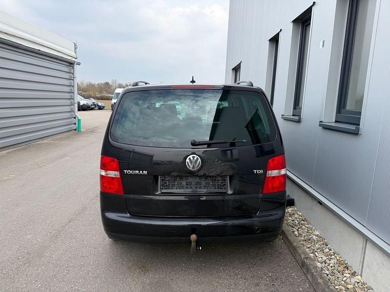 Gebraucht VW Touran 105 PS (77 kW) 2005 Schwarz Van / Kleinbus